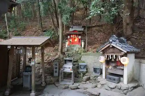 宮地嶽神社の末社・摂社