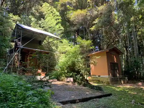 八幡神社の建物その他