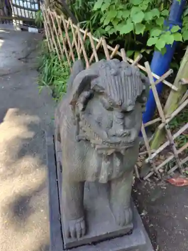 花園稲荷神社の狛犬