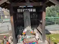 地蔵堂の{uncategorized: "未分類", other: "その他", undefined: "問題あり", building: "その他建物", grave: "お墓", sacred_gate: "鳥居", guardian: "狛犬", statue: "像", buddha: "仏像", history: "歴史", nature: "自然", garden: "庭園", animal: "動物", pagoda: "塔", temizu: "手水舎", mountain_gate: "山門・神門", sanctuary: "本殿・本堂", subordinate: "末社・摂社", art: "芸術", scenery: "景色", jizo: "地蔵", ema: "絵馬", goshuin: "御朱印", omikuji: "おみくじ", items: "授与品その他", amulet: "お守り", goshuincho: "御朱印帳", eats: "食事", festival: "お祭り", votive_dance: "神楽", shichigosan: "七五三参", wedding: "結婚式", experience: "体験その他", initially: "初詣", around: "周辺", anti_infection: "感染症対策"}