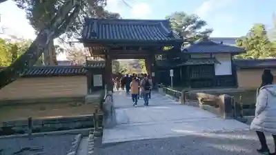 鹿苑寺(金閣寺)の山門・神門
