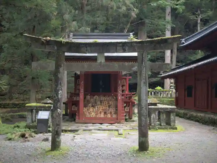 輪王寺の鳥居