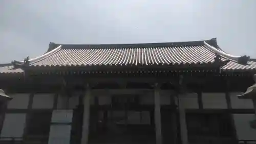 法音寺の本殿