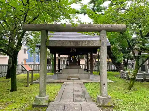 川口神社の鳥居