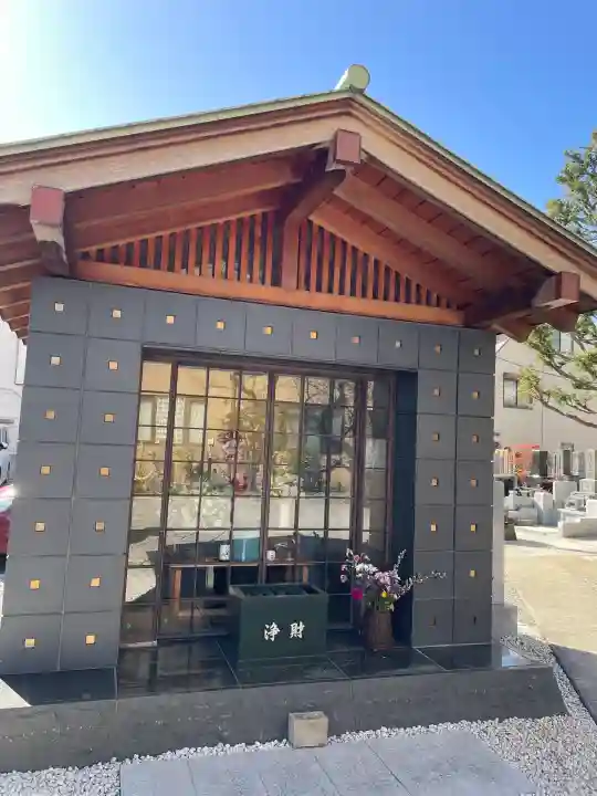 正行寺の{uncategorized: "未分類", other: "その他", undefined: "問題あり", building: "その他建物", grave: "お墓", sacred_gate: "鳥居", guardian: "狛犬", statue: "像", buddha: "仏像", history: "歴史", nature: "自然", garden: "庭園", animal: "動物", pagoda: "塔", temizu: "手水舎", mountain_gate: "山門・神門", sanctuary: "本殿・本堂", subordinate: "末社・摂社", art: "芸術", scenery: "景色", jizo: "地蔵", ema: "絵馬", goshuin: "御朱印", omikuji: "おみくじ", items: "授与品その他", amulet: "お守り", goshuincho: "御朱印帳", eats: "食事", festival: "お祭り", votive_dance: "神楽", shichigosan: "七五三参", wedding: "結婚式", experience: "体験その他", initially: "初詣", around: "周辺", anti_infection: "感染症対策"}