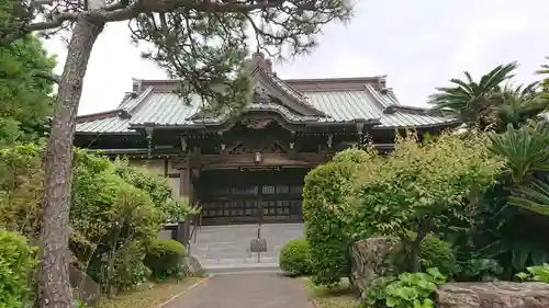 浄泉寺の本殿・本堂