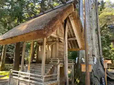 元伊勢内宮 皇大神社の{uncategorized: "未分類", other: "その他", undefined: "問題あり", building: "その他建物", grave: "お墓", sacred_gate: "鳥居", guardian: "狛犬", statue: "像", buddha: "仏像", history: "歴史", nature: "自然", garden: "庭園", animal: "動物", pagoda: "塔", temizu: "手水舎", mountain_gate: "山門・神門", sanctuary: "本殿・本堂", subordinate: "末社・摂社", art: "芸術", scenery: "景色", jizo: "地蔵", ema: "絵馬", goshuin: "御朱印", omikuji: "おみくじ", items: "授与品その他", amulet: "お守り", goshuincho: "御朱印帳", eats: "食事", festival: "お祭り", votive_dance: "神楽", shichigosan: "七五三参", wedding: "結婚式", experience: "体験その他", initially: "初詣", around: "周辺", anti_infection: "感染症対策"}