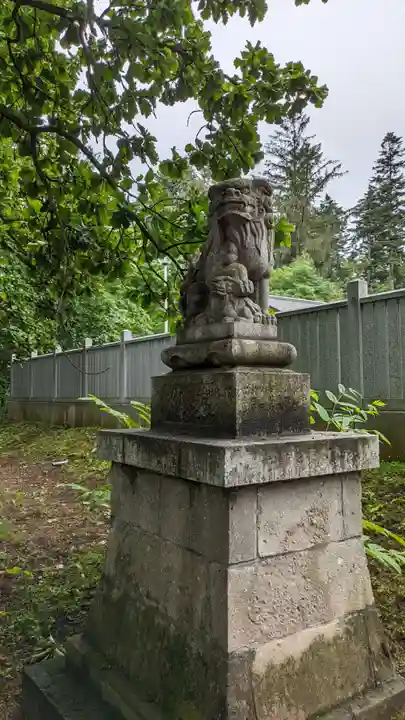 音更神社の狛犬