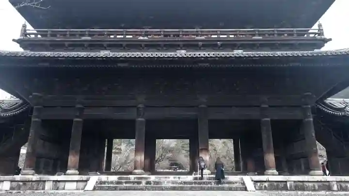 南禅寺の山門・神門