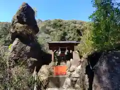 大川原稲荷神社の建物その他