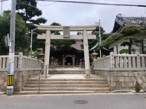 舞子六神社／まいこむの宮の鳥居