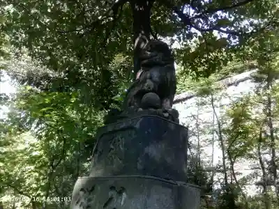 西向天神社の{uncategorized: "未分類", other: "その他", undefined: "問題あり", building: "その他建物", grave: "お墓", sacred_gate: "鳥居", guardian: "狛犬", statue: "像", buddha: "仏像", history: "歴史", nature: "自然", garden: "庭園", animal: "動物", pagoda: "塔", temizu: "手水舎", mountain_gate: "山門・神門", sanctuary: "本殿・本堂", subordinate: "末社・摂社", art: "芸術", scenery: "景色", jizo: "地蔵", ema: "絵馬", goshuin: "御朱印", omikuji: "おみくじ", items: "授与品その他", amulet: "お守り", goshuincho: "御朱印帳", eats: "食事", festival: "お祭り", votive_dance: "神楽", shichigosan: "七五三参", wedding: "結婚式", experience: "体験その他", initially: "初詣", around: "周辺", anti_infection: "感染症対策"}