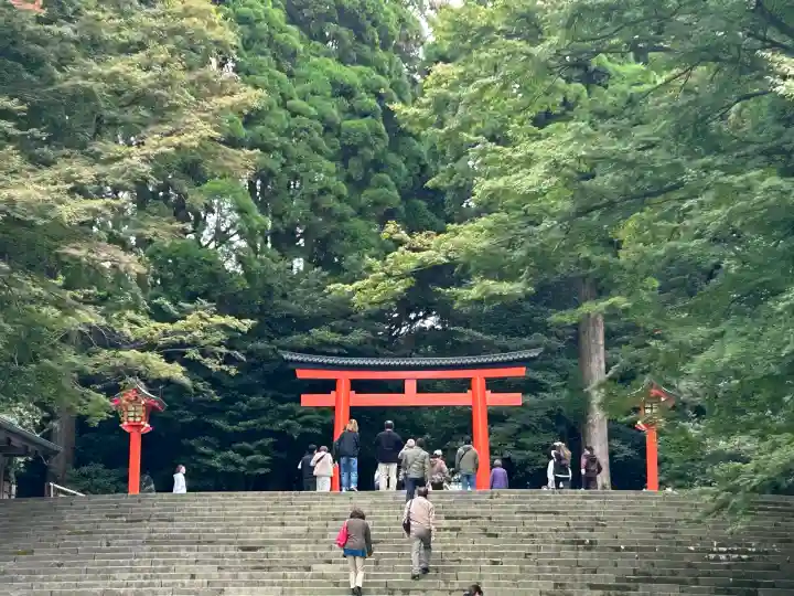 霧島神宮の{uncategorized: "未分類", other: "その他", undefined: "問題あり", building: "その他建物", grave: "お墓", sacred_gate: "鳥居", guardian: "狛犬", statue: "像", buddha: "仏像", history: "歴史", nature: "自然", garden: "庭園", animal: "動物", pagoda: "塔", temizu: "手水舎", mountain_gate: "山門・神門", sanctuary: "本殿・本堂", subordinate: "末社・摂社", art: "芸術", scenery: "景色", jizo: "地蔵", ema: "絵馬", goshuin: "御朱印", omikuji: "おみくじ", items: "授与品その他", amulet: "お守り", goshuincho: "御朱印帳", eats: "食事", festival: "お祭り", votive_dance: "神楽", shichigosan: "七五三参", wedding: "結婚式", experience: "体験その他", initially: "初詣", around: "周辺", anti_infection: "感染症対策"}