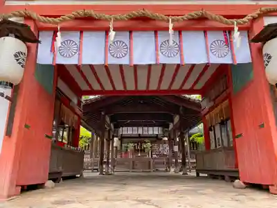 手向山八幡宮の山門・神門