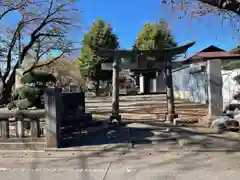 諏訪神社の鳥居