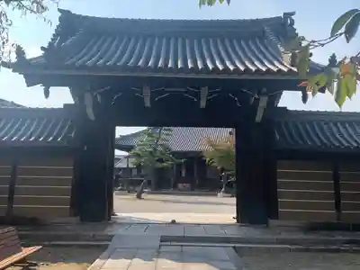 桑名別院本統寺(三重県)