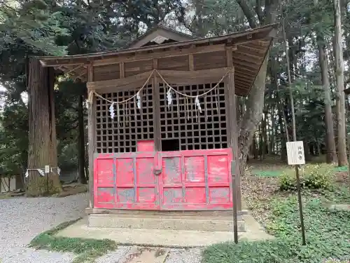 間々田八幡宮の{uncategorized: "未分類", other: "その他", undefined: "問題あり", building: "その他建物", grave: "お墓", sacred_gate: "鳥居", guardian: "狛犬", statue: "像", buddha: "仏像", history: "歴史", nature: "自然", garden: "庭園", animal: "動物", pagoda: "塔", temizu: "手水舎", mountain_gate: "山門・神門", sanctuary: "本殿・本堂", subordinate: "末社・摂社", art: "芸術", scenery: "景色", jizo: "地蔵", ema: "絵馬", goshuin: "御朱印", omikuji: "おみくじ", items: "授与品その他", amulet: "お守り", goshuincho: "御朱印帳", eats: "食事", festival: "お祭り", votive_dance: "神楽", shichigosan: "七五三参", wedding: "結婚式", experience: "体験その他", initially: "初詣", around: "周辺", anti_infection: "感染症対策"}