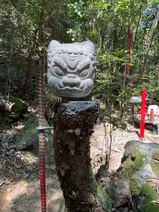 不動明王堂(不動明王の滝)の像