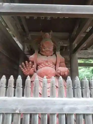 満願寺の像