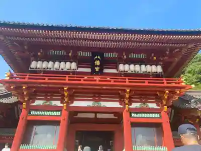 鶴岡八幡宮の山門・神門