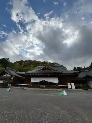 大神神社の{uncategorized: "未分類", other: "その他", undefined: "問題あり", building: "その他建物", grave: "お墓", sacred_gate: "鳥居", guardian: "狛犬", statue: "像", buddha: "仏像", history: "歴史", nature: "自然", garden: "庭園", animal: "動物", pagoda: "塔", temizu: "手水舎", mountain_gate: "山門・神門", sanctuary: "本殿・本堂", subordinate: "末社・摂社", art: "芸術", scenery: "景色", jizo: "地蔵", ema: "絵馬", goshuin: "御朱印", omikuji: "おみくじ", items: "授与品その他", amulet: "お守り", goshuincho: "御朱印帳", eats: "食事", festival: "お祭り", votive_dance: "神楽", shichigosan: "七五三参", wedding: "結婚式", experience: "体験その他", initially: "初詣", around: "周辺", anti_infection: "感染症対策"}