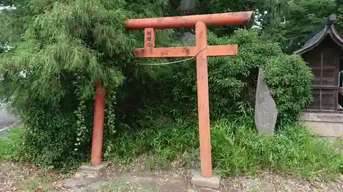 若泉稲荷神社の末社・摂社