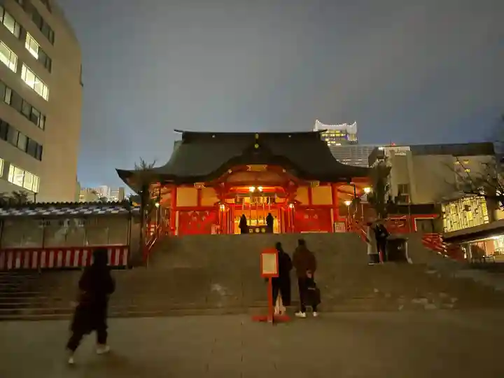花園神社の本殿・本堂