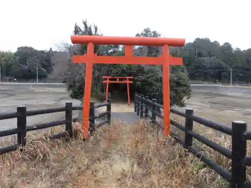 弁財天社の鳥居