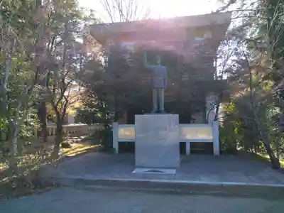 山梨縣護國神社の像