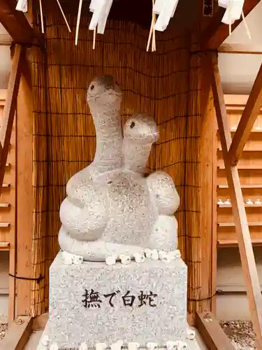 蛇窪神社の狛犬