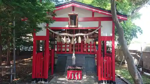 湯倉神社の末社