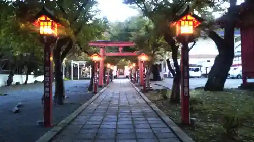 榊山稲荷神社の建物その他