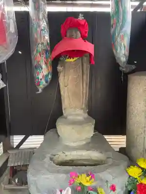 落馬地蔵尊の{uncategorized: "未分類", other: "その他", undefined: "問題あり", building: "その他建物", grave: "お墓", sacred_gate: "鳥居", guardian: "狛犬", statue: "像", buddha: "仏像", history: "歴史", nature: "自然", garden: "庭園", animal: "動物", pagoda: "塔", temizu: "手水舎", mountain_gate: "山門・神門", sanctuary: "本殿・本堂", subordinate: "末社・摂社", art: "芸術", scenery: "景色", jizo: "地蔵", ema: "絵馬", goshuin: "御朱印", omikuji: "おみくじ", items: "授与品その他", amulet: "お守り", goshuincho: "御朱印帳", eats: "食事", festival: "お祭り", votive_dance: "神楽", shichigosan: "七五三参", wedding: "結婚式", experience: "体験その他", initially: "初詣", around: "周辺", anti_infection: "感染症対策"}