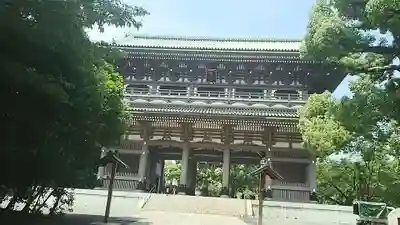 総持寺の山門・神門