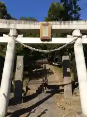 諏訪社の鳥居