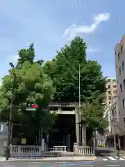 鳥越神社の鳥居