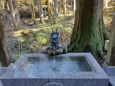 御岩神社の手水舎