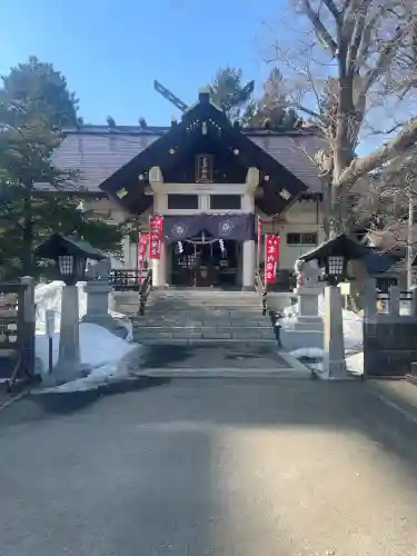 豊平神社の{uncategorized: "未分類", other: "その他", undefined: "問題あり", building: "その他建物", grave: "お墓", sacred_gate: "鳥居", guardian: "狛犬", statue: "像", buddha: "仏像", history: "歴史", nature: "自然", garden: "庭園", animal: "動物", pagoda: "塔", temizu: "手水舎", mountain_gate: "山門・神門", sanctuary: "本殿・本堂", subordinate: "末社・摂社", art: "芸術", scenery: "景色", jizo: "地蔵", ema: "絵馬", goshuin: "御朱印", omikuji: "おみくじ", items: "授与品その他", amulet: "お守り", goshuincho: "御朱印帳", eats: "食事", festival: "お祭り", votive_dance: "神楽", shichigosan: "七五三参", wedding: "結婚式", experience: "体験その他", initially: "初詣", around: "周辺", anti_infection: "感染症対策"}