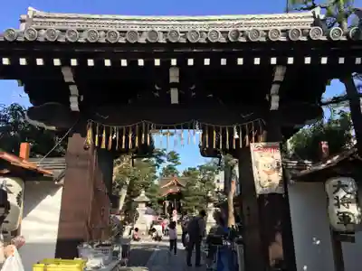 大将軍八神社の山門・神門