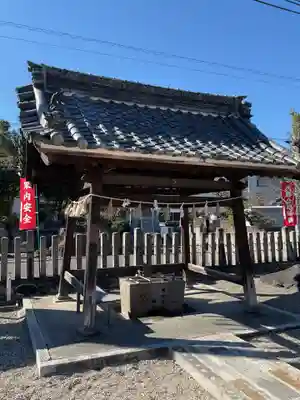 星神社の手水舎