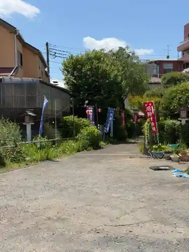 久留米教会の{uncategorized: "未分類", other: "その他", undefined: "問題あり", building: "その他建物", grave: "お墓", sacred_gate: "鳥居", guardian: "狛犬", statue: "像", buddha: "仏像", history: "歴史", nature: "自然", garden: "庭園", animal: "動物", pagoda: "塔", temizu: "手水舎", mountain_gate: "山門・神門", sanctuary: "本殿・本堂", subordinate: "末社・摂社", art: "芸術", scenery: "景色", jizo: "地蔵", ema: "絵馬", goshuin: "御朱印", omikuji: "おみくじ", items: "授与品その他", amulet: "お守り", goshuincho: "御朱印帳", eats: "食事", festival: "お祭り", votive_dance: "神楽", shichigosan: "七五三参", wedding: "結婚式", experience: "体験その他", initially: "初詣", around: "周辺", anti_infection: "感染症対策"}