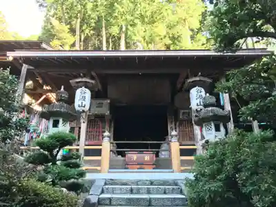 華厳寺の本殿・本堂