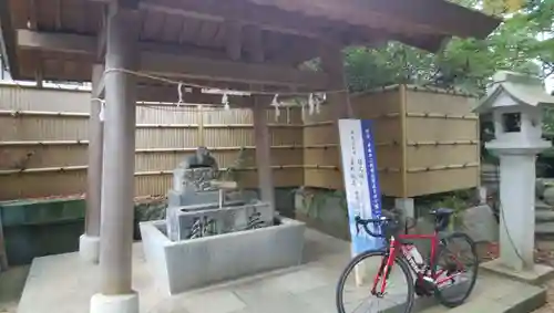 柴崎神社の手水舎