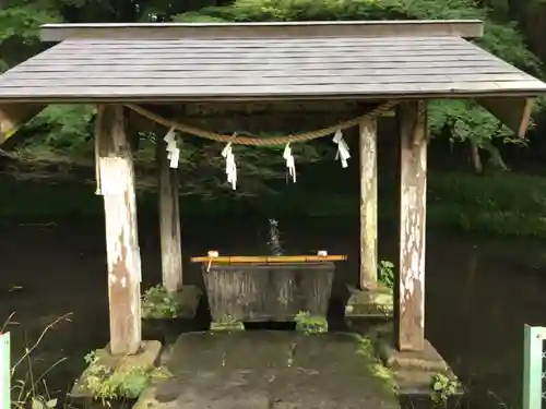 赤城神社(三夜沢町)の手水