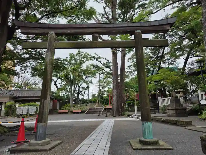 亀岡八幡宮(亀岡八幡神社)(神奈川県)
