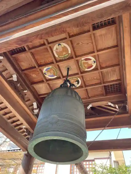 聖輪寺の{uncategorized: "未分類", other: "その他", undefined: "問題あり", building: "その他建物", grave: "お墓", sacred_gate: "鳥居", guardian: "狛犬", statue: "像", buddha: "仏像", history: "歴史", nature: "自然", garden: "庭園", animal: "動物", pagoda: "塔", temizu: "手水舎", mountain_gate: "山門・神門", sanctuary: "本殿・本堂", subordinate: "末社・摂社", art: "芸術", scenery: "景色", jizo: "地蔵", ema: "絵馬", goshuin: "御朱印", omikuji: "おみくじ", items: "授与品その他", amulet: "お守り", goshuincho: "御朱印帳", eats: "食事", festival: "お祭り", votive_dance: "神楽", shichigosan: "七五三参", wedding: "結婚式", experience: "体験その他", initially: "初詣", around: "周辺", anti_infection: "感染症対策"}
