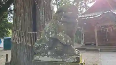 日月神社の狛犬