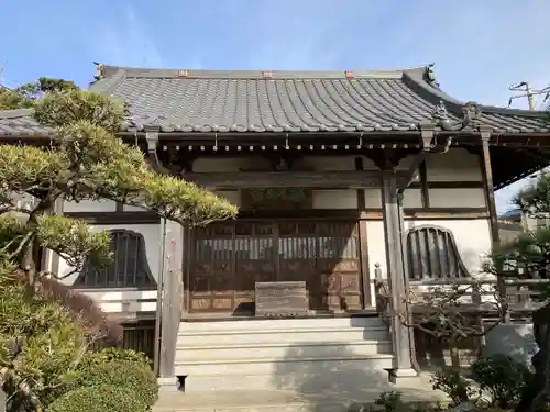 東漸寺の本殿・本堂