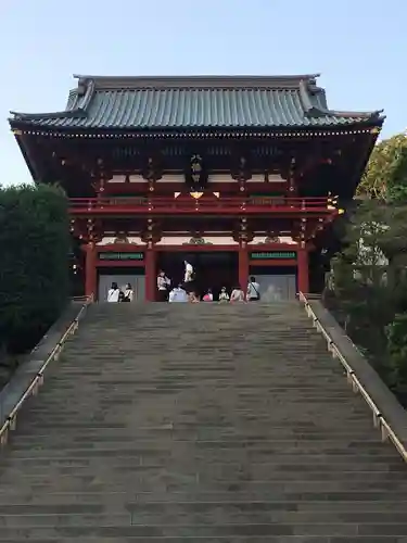 鶴岡八幡宮の山門