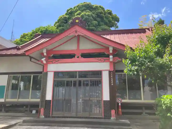 千手院の{uncategorized: "未分類", other: "その他", undefined: "問題あり", building: "その他建物", grave: "お墓", sacred_gate: "鳥居", guardian: "狛犬", statue: "像", buddha: "仏像", history: "歴史", nature: "自然", garden: "庭園", animal: "動物", pagoda: "塔", temizu: "手水舎", mountain_gate: "山門・神門", sanctuary: "本殿・本堂", subordinate: "末社・摂社", art: "芸術", scenery: "景色", jizo: "地蔵", ema: "絵馬", goshuin: "御朱印", omikuji: "おみくじ", items: "授与品その他", amulet: "お守り", goshuincho: "御朱印帳", eats: "食事", festival: "お祭り", votive_dance: "神楽", shichigosan: "七五三参", wedding: "結婚式", experience: "体験その他", initially: "初詣", around: "周辺", anti_infection: "感染症対策"}